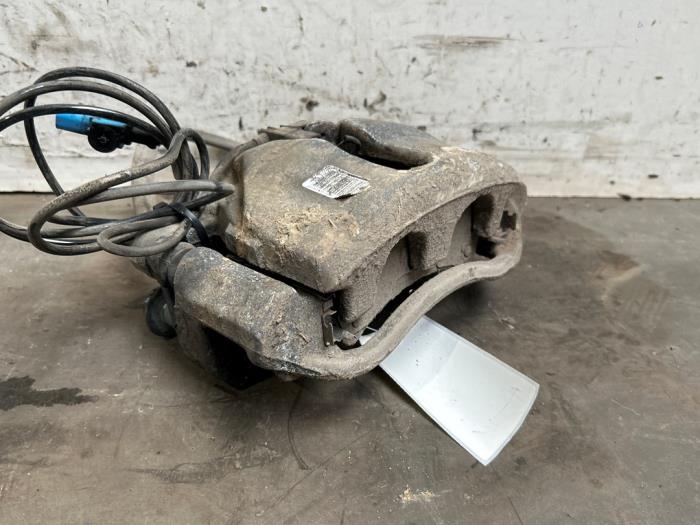 Etrier de frein (pince) arrière droit Mercedes Sprinter