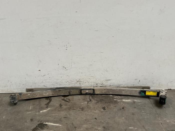 Ballesta detrás Mercedes Sprinter