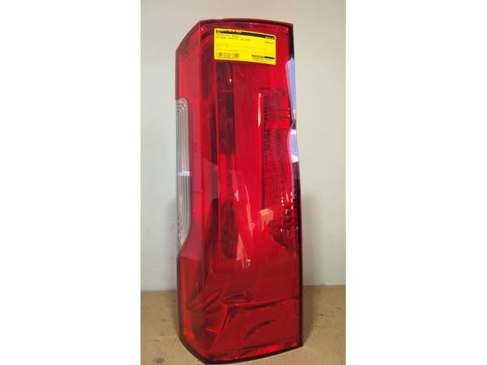 Feu arrière droit Mercedes Sprinter