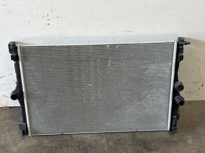 Radiador Mercedes EQA