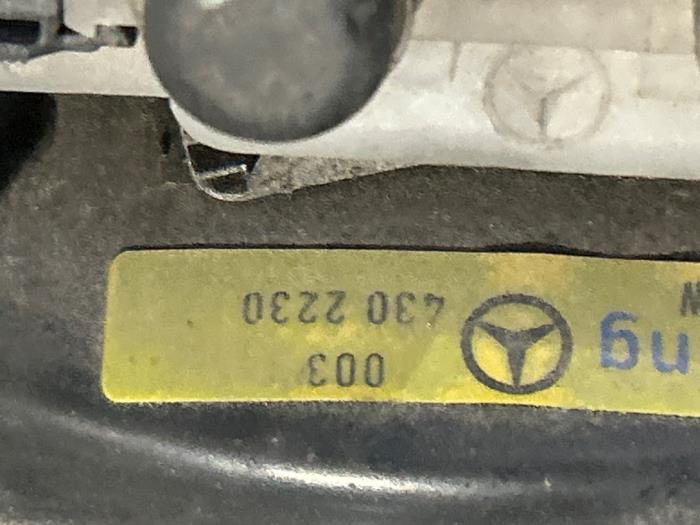 Assistant de freinage Mercedes 260SE-600SEL