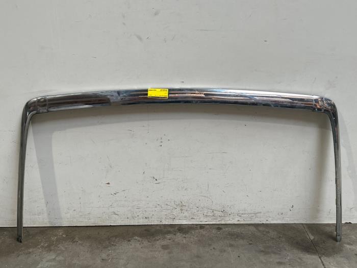 Listwa ozdobna Mercedes 260SE-600SEL