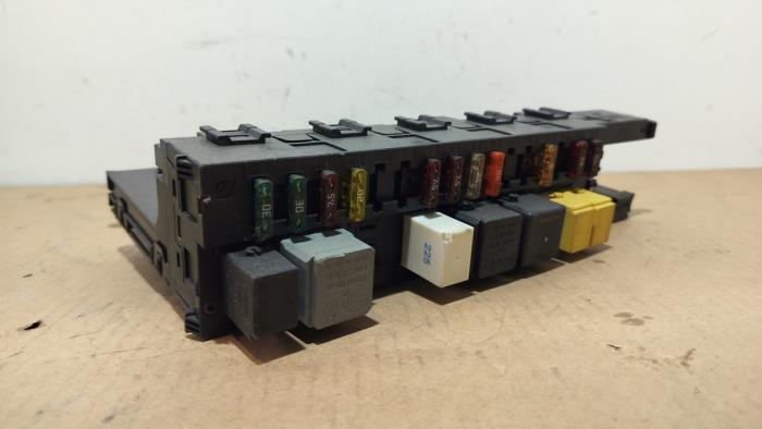 Caja de fusibles Mercedes CLK