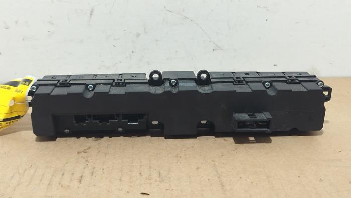 Interruptor de luz de pánico Mercedes CLK