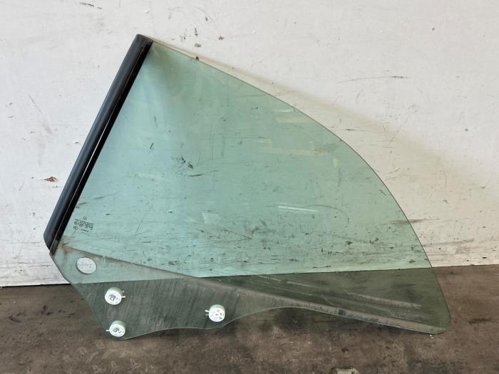 Vitre 2portes arrière gauche Mercedes CLK