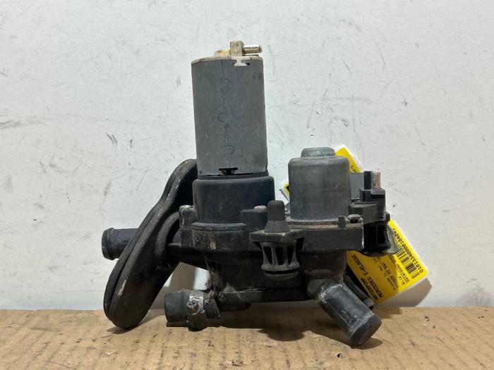 Water pump Mercedes E-Klasse