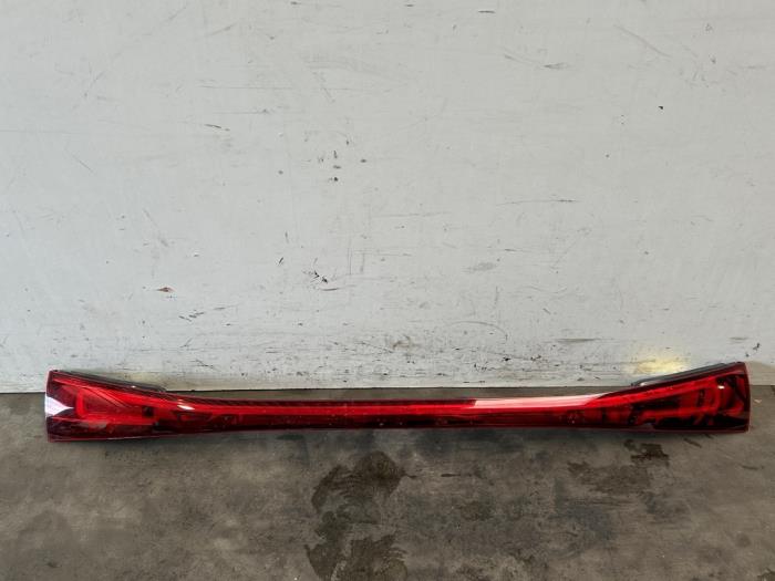 Achterlicht balk links + rechts Mercedes EQA