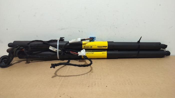 Gasdemper links-achter Mercedes EQA