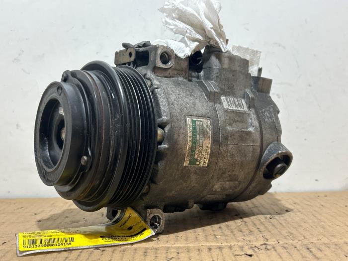 Pompe clim Mercedes CLK