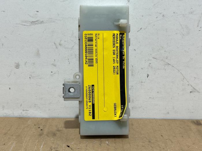 Module passage hayon Mercedes EQA
