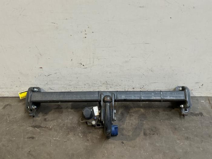 Hak holowniczy Mercedes GLC-Klasse