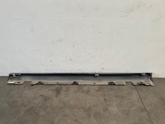 Sill, right Mercedes A-Klasse