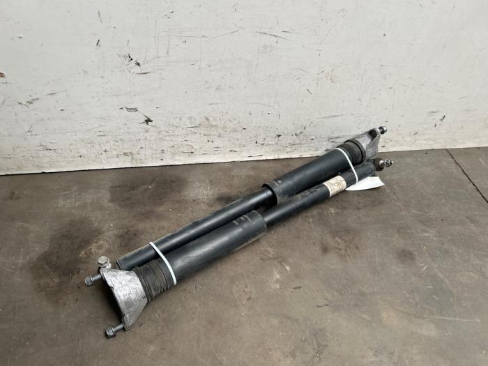 Shock absorber kit Mercedes A-Klasse