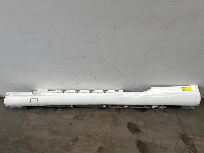 Umbral izquierda Mercedes E-Klasse