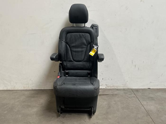 Fotel tylny Mercedes V-Klasse