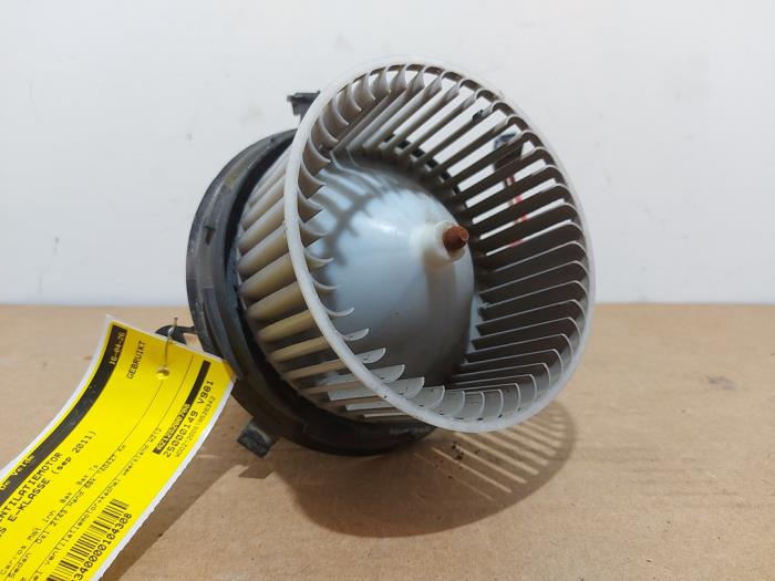 Heating and ventilation fan motor Mercedes E-Klasse