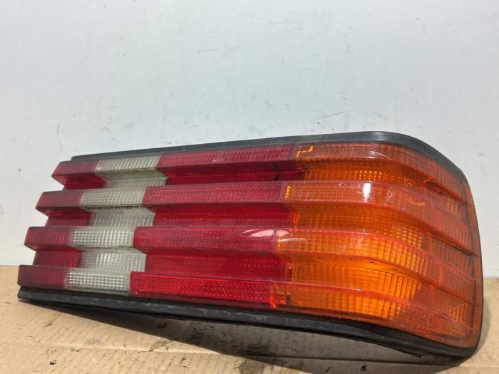 Luz trasera derecha Mercedes 260SE-600SEL