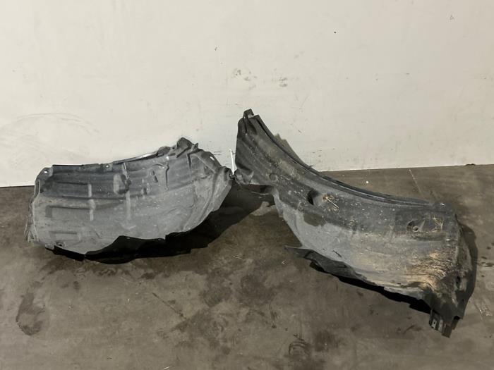 Wheel arch liner Mercedes C-Klasse