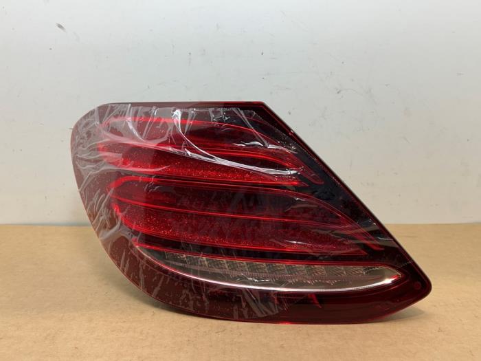 Tylne swiatlo pozycyjne lewe Mercedes E-Klasse