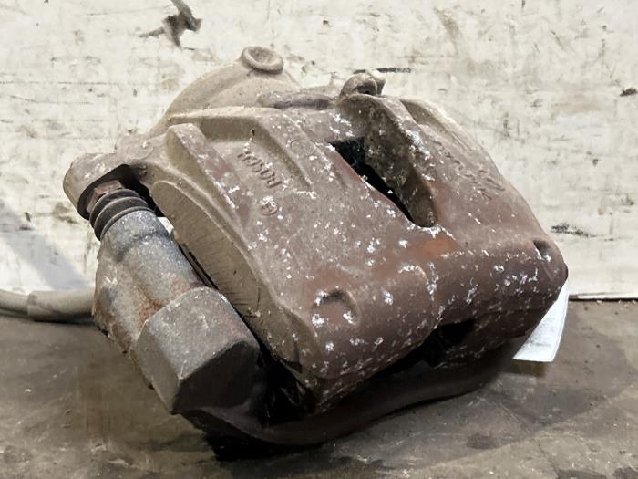 Etrier de frein (pince) avant gauche Mercedes E-Klasse