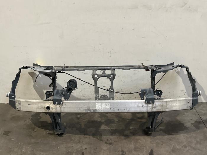 Panneau avant Mercedes E-Klasse