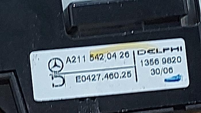 Pieza de salpicadero Mercedes E-Klasse