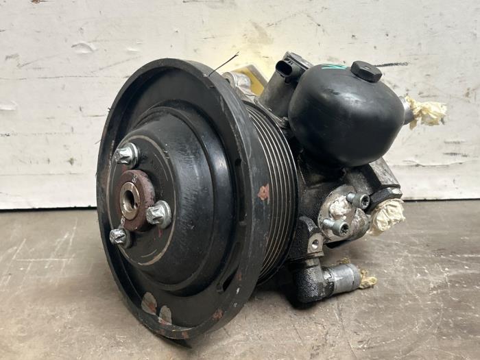 Bomba de dirección asistida Mercedes CL