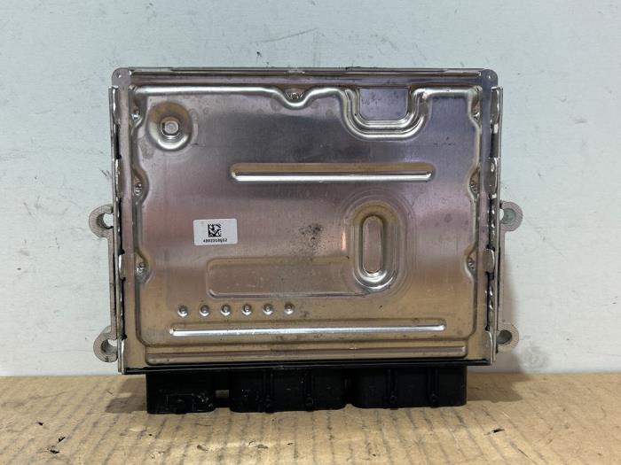 Cerradura de contacto y ordenador Mercedes Vito