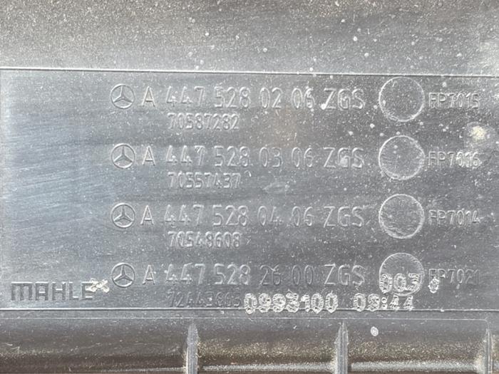 Obudowa filtra powietrza Mercedes Vito