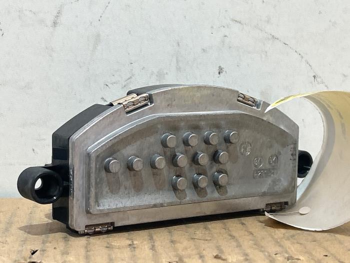 Kachel Weerstand Mercedes Vito