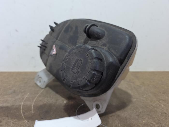 Réservoir d'expansion Mercedes Vito