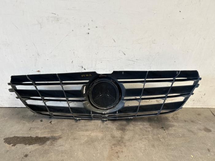 Grille Mercedes Vito