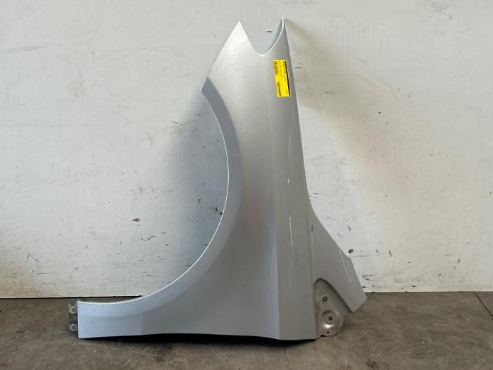 Front wing, left Mercedes B-Klasse