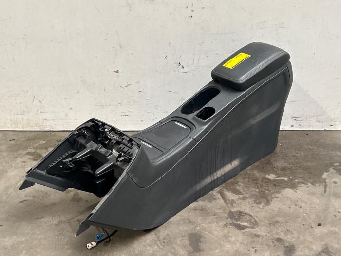 Konsole srodkowe Mercedes B-Klasse