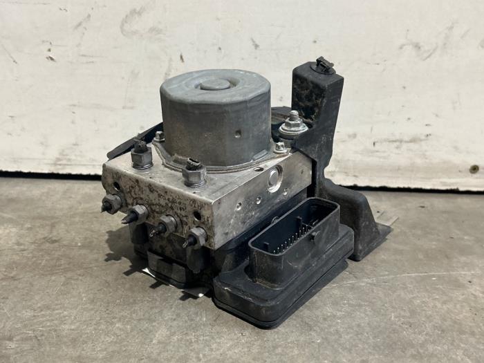 Bomba ABS Mercedes B-Klasse