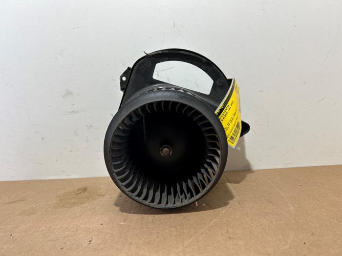 Moteur de ventilation chauffage Mercedes B-Klasse