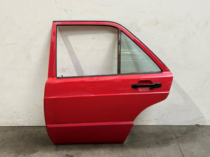Portier 4Deurs links-achter Mercedes 190E/D