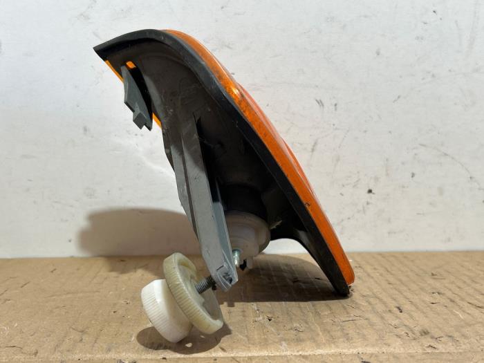 Indicator, left Mercedes 190E/D