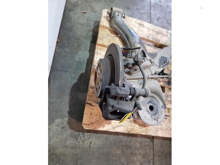 Achsschenkel links hinten Mercedes Vito