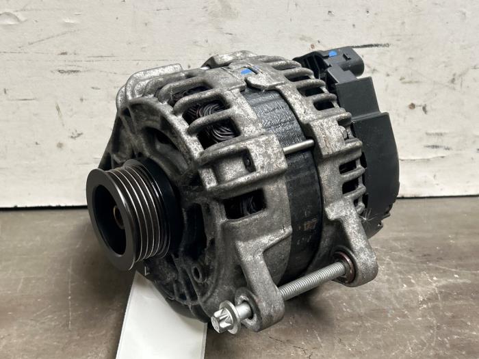 Dynamo Mercedes B-Klasse