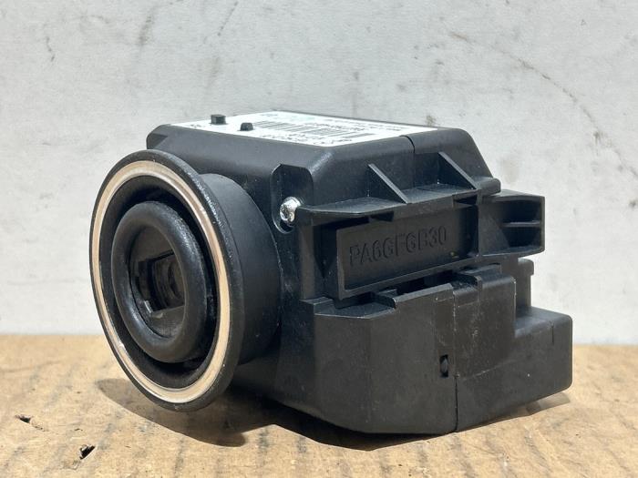 Cerradura de contacto y ordenador Mercedes A-Klasse
