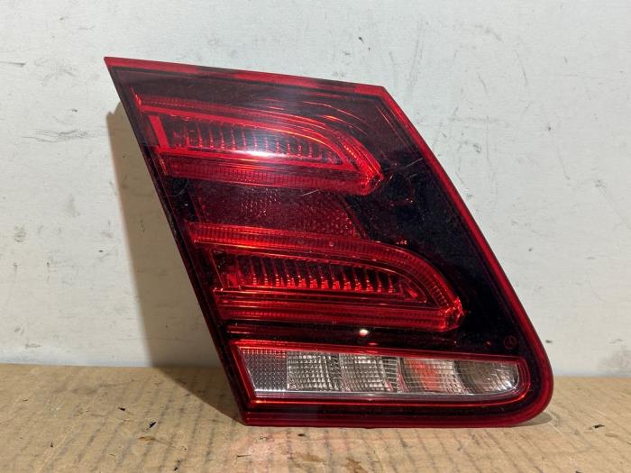 Tylne swiatlo pozycyjne lewe Mercedes E-Klasse