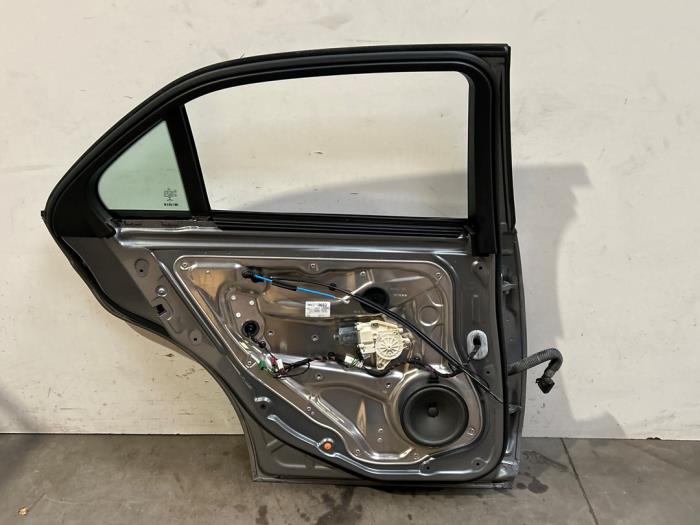 Portier 4Deurs links-achter Mercedes E-Klasse