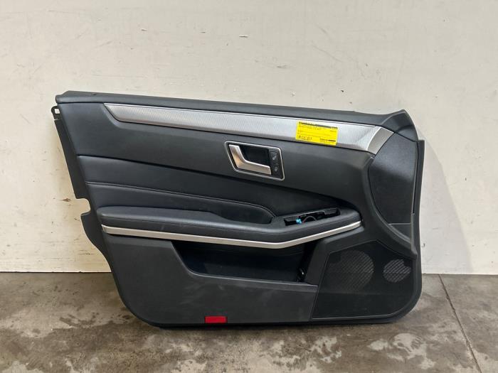 Portierbekleding 4Deurs links-voor Mercedes E-Klasse