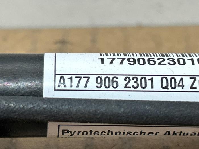 Système popup capot Mercedes GLB-Klasse