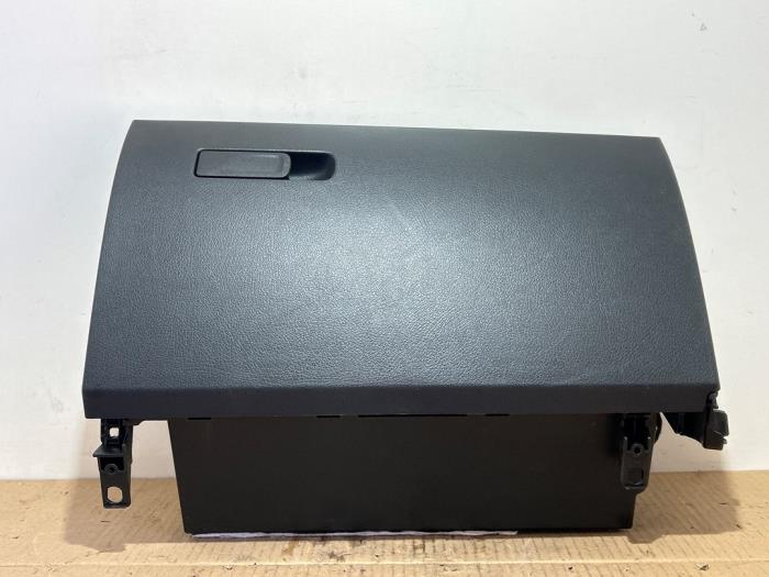 Glovebox Mercedes A-Klasse