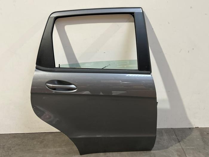 Tür 4-türig rechts hinten Mercedes A-Klasse