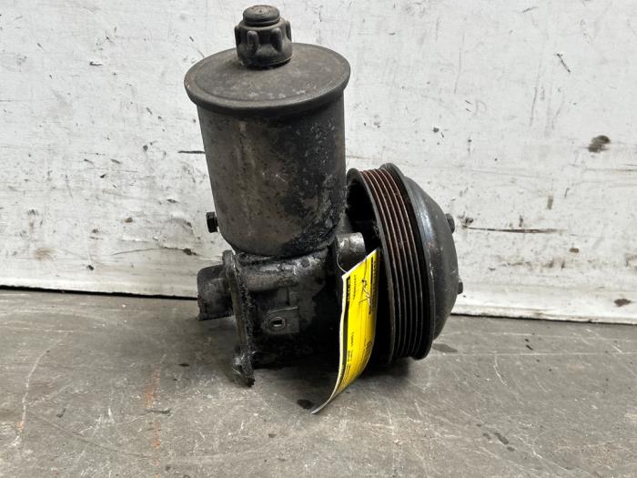 Pompe direction assistée Mercedes E-Klasse