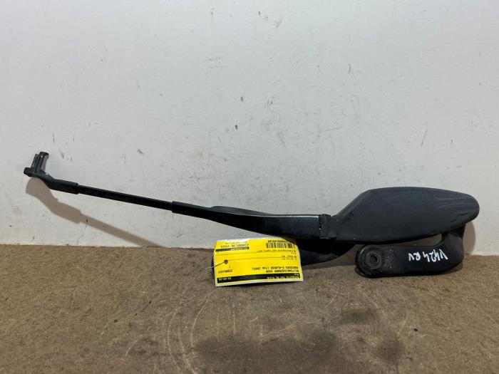 Front wiper arm Mercedes E-Klasse