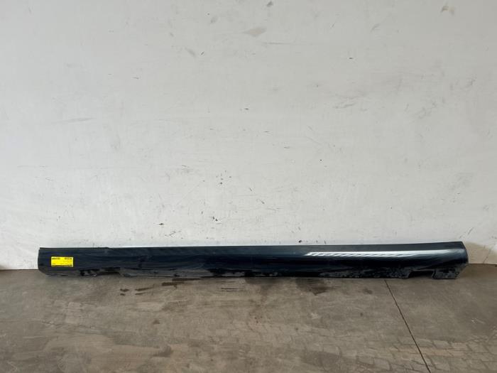 Seuil gauche Mercedes E-Klasse